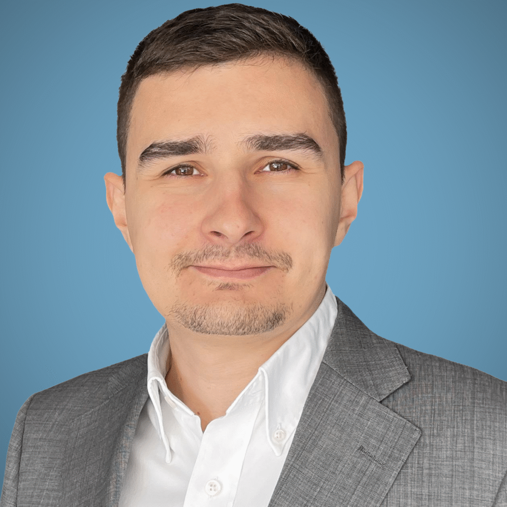 Antonios Meimaris, vicepresidente sénior de Producto de Khoros